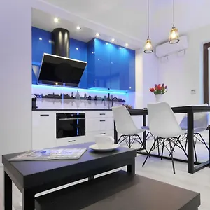 https://bulwary-wislane-po-serviced-apartments-with-ac.warsawhotelspoland.com